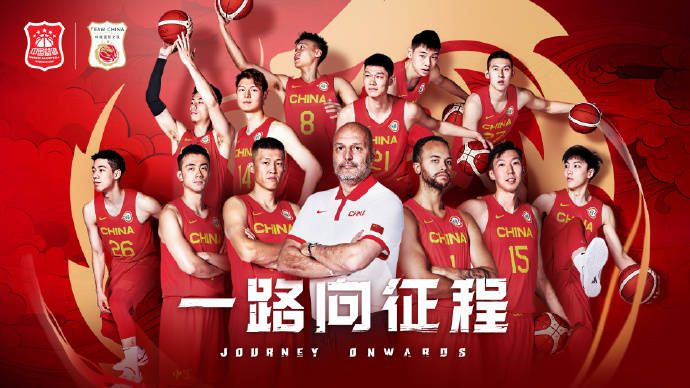 “相比之下我更看好利物浦，但我认为曼联会收缩战线派上五名中场和一名前锋。